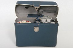 Eumig C3 M Regular 8 Movie Camera – Blue leather panels – vintage display item