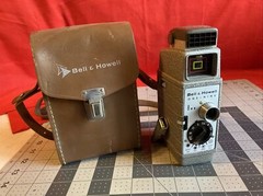 Vintage Bell & Howell One Nine 8mm Camera w/ Original Case & Sunometer