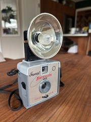 Vintage Imperial Satellite 127 Camera w/ Flash Gray Untested USA Mid-Century