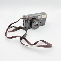 Vintage Pentax IQZoom 35mm Film Point and Shoot Auto Focus Black Camera GB24
