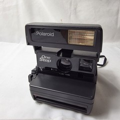 Polaroid One Step 600 Instant Film Camera With Strap Film Tested Works & Case