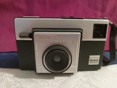 Vintage Hawkeye Instamic X Camera F/S ⭐️SOLD AS IS⭐️Not Tested +2 Magic Cubes