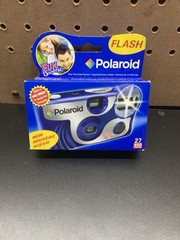 Polaroid Fun Shooter Flash 400 ASA/ISO 27 Disposable Camera FS63