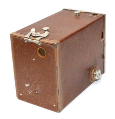 Kodak Brownie No. 2 Model F Box Brown Camera – Shutter Fires