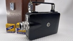 Cine-Kodak Magazine 16 Movie Camera w/Original Leather Case And Filters