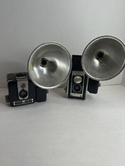 vintage fill camera kodak for display duaflex 3, brownie Hawkeye as is decor