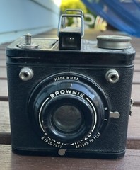 Vintage Kodak Brownie Flash Six-20 Box Camera Made In USA
