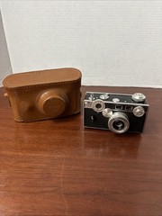 Vintage Argus C-3 35mm Rangefinder Camera w/ Leather Case ***Parts