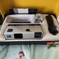 Kodak Pocket Instamatic 10 Camera Outfit With Original Box ~ Untested. 13