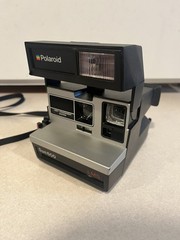 Polaroid Sun 600 LMS Instant Film Camera Vintage Untested As-Is