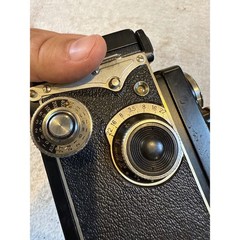 Yashica-635 TLR Film Camera 120 35mm Dual Format Yashikor 80mm f3.5 Lens