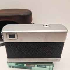 WERRA 35mm camera with Carl Zeiss Tessar 2.8/50mm lens with case for lens repair