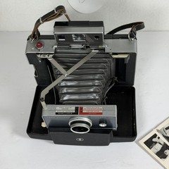 Vintage Polaroid Automatic 100 Land Camera D-12