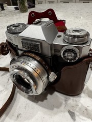 Zeiss Ikon Contaflex Super B 35mm SLR W 50mm F/2.8 Tessar Lens & Leather Case BH