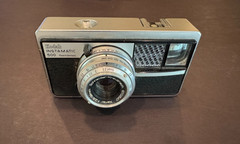 Kodak Instamatic 500 ~ 126 Film Camera ~ Schneider Xenar 38mm f/2.8 ~ Working