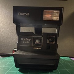 Polaroid One Step Flash 600 Instant Camera Black Compatible with 600 Film