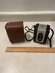 ARGUS Vintage Argoflex Seventy Five 75 CAMERA with Leather Case USA