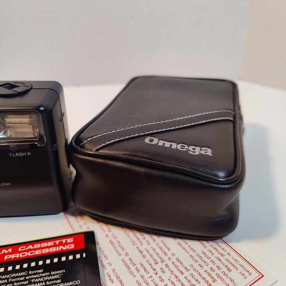 Vintage Panorama Flash 35mm Camera Set w/ Omega Case, Box & Inserts