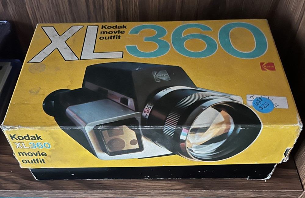 Vintage Kodak XL360 Movie Outfit 8mm Camera W/ Box Good Condition XL360R