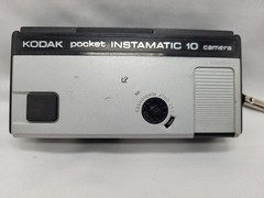 Vintage Kodak Pocket Instamatic 10 Camera With Bag & Flash Extension Untested