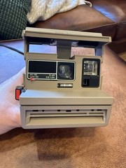 Polaroid 600 Land Camera Amigo 620 Tan – Untested – Missing Front Plastic Piece