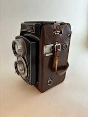 USC Auto Forty 120 film TLR – Good Working Condition – Japan