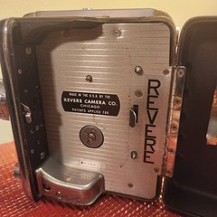 Vintage 1950s Revere 8 Model 40 8mm Cartridge Camera Untested VG Used