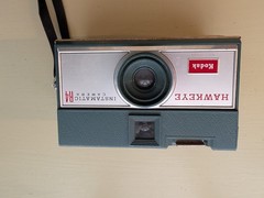 Vintage Kodak Hawkeye R4 Flash Camera 127 Film Camera Made in USA Untested