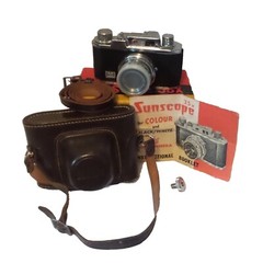 Sunscope 35x 35mm Camera w/Leather Case PARTS ONLY/NOT WORKING Vintage