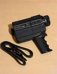 Bell & Howell Filmosonic XL 1236 Power Zoom Movie Camera w/ Case