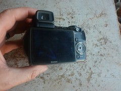 Vintage UNTESTED Sony Camera with Case Zeiss 15x 1080 Lot 26-39-4-CH