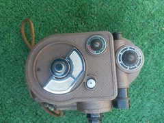 Vintage Rare 1940s Revere Eight 8mm Movie Camera Model 88 w/ Brown Leather case!