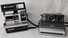 Lot 2 Vintage Polaroid One Sun 600 Land Camera