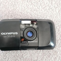 Olympus Stylus Infinity Black 35mm Film Point & Shoot Camera
