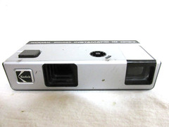 Vintage 1970s Kodak Pocket Instamatic 10 Camera