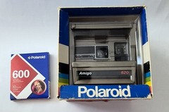 New Polaroid 620 Amigo Camera – 10 Flashes, worn box, & 1 pack expired 600 film