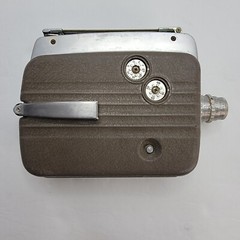 Cine-Kodak Reliant Mechanical Hand Crank Movie Camera Deluxe 13mm f1.9 Lens Runs