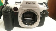 Canon EOS Elan II 2 35mm Camera SLR body only,no batteries