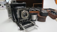 Graphlex 2-1/4 X 3-1/4 Speed Graphic Camera with Original Box and Accessories