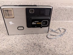 Vintage 80s Kodak Disc 4000 Disc Camera UNTESTED