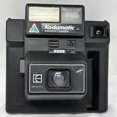 Kodak Kodamatic 940 Instant Camera Made USA HS144 10 Film Vintage Collectible