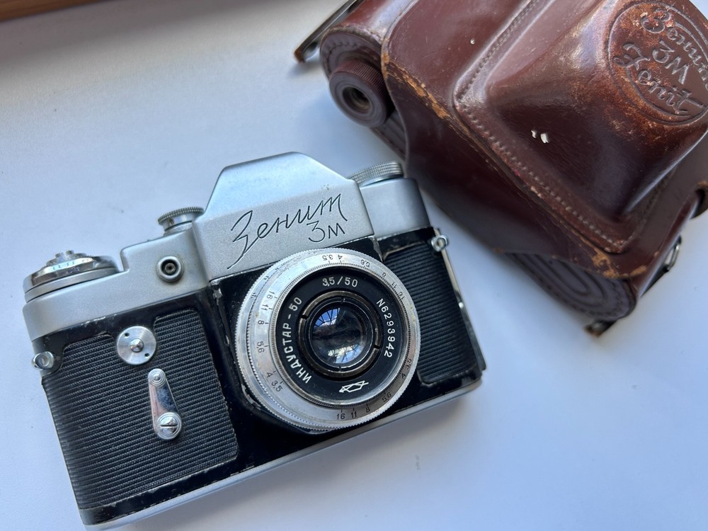 Zenit-3M 35mm USSR Film Camera + Industar-50 50mm f/3.5 Lens & Case