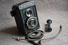 TLR Komsomolets Komsomolec camera Voigtlander Brilliant copy medium GOMZ 1947