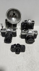 Cameras 3 Pentax 1 Canon and 1 Kodak {lot} vntg.