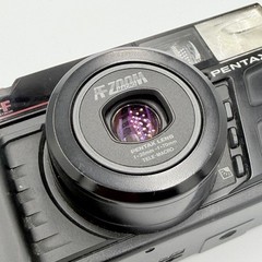 Vintage Pentax IQZoom 35mm Film Point and Shoot Auto Focus Black Camera GB24