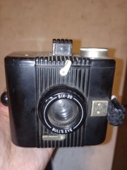 Kodak Six-20 Bull’s Eye Bulls-Eye Vintage Black Box Film Camera