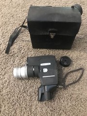 CANON Reflex Zoom 8-3 8mm Movie Camera W/ C-8 Grip w/ Case – Clean Tested Works