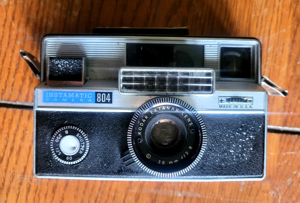 💎 Vintage Kodak Instamatic 804 Camera – COMBINE SHIPPING 💎