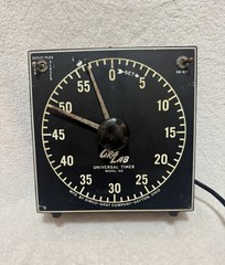 VINTAGE DIMCO GRALAB UNIVERSAL DARK ROOM TIMER MODEL 168 TESTED FREE RETURNS!!