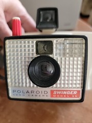 Lot of FOUR Vintage Polaroid Land Cameras 220, 420, Model 20 & Colorpack II